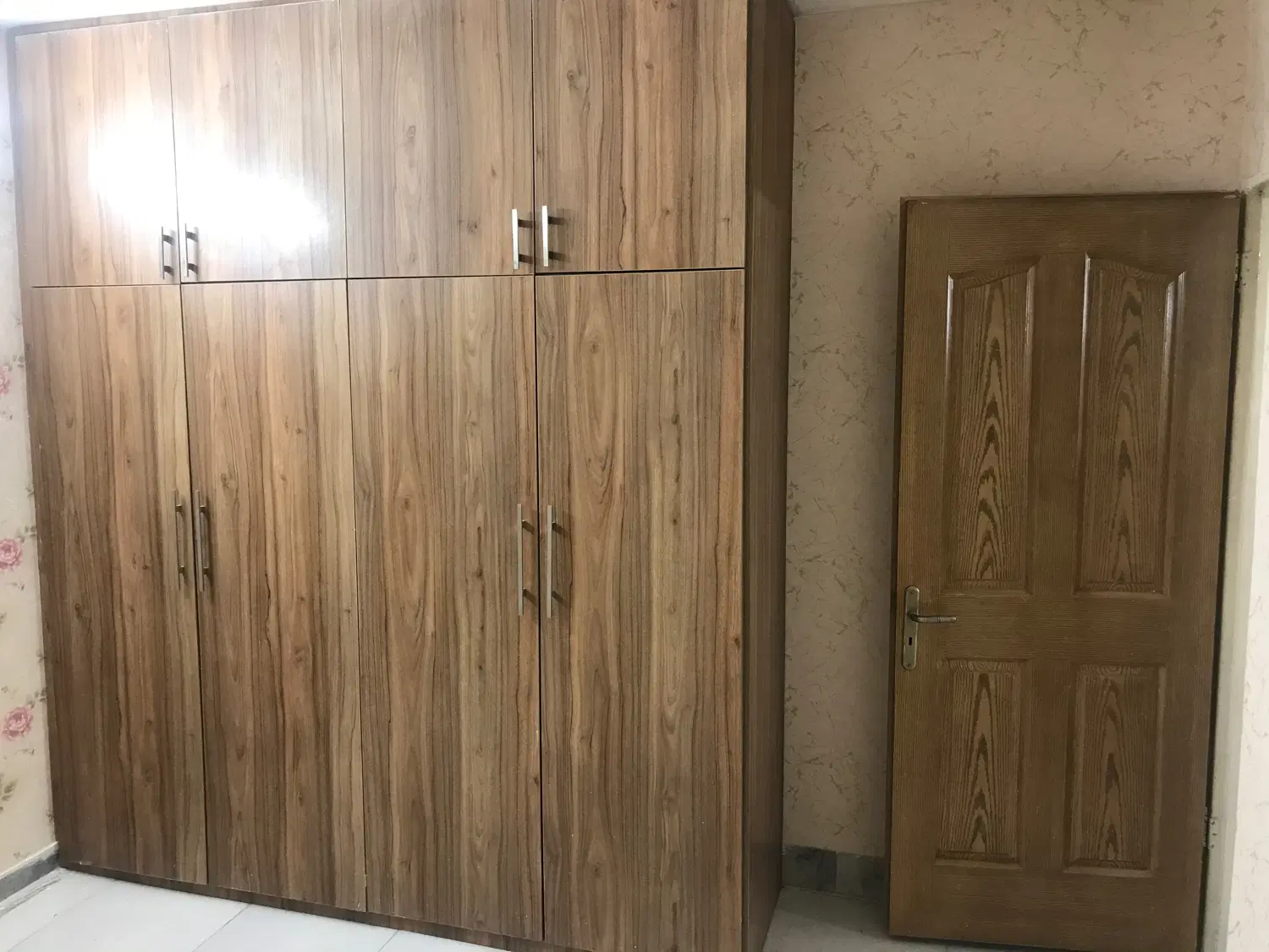 آپارتمان منی ۶۰
