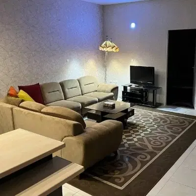 همخونه