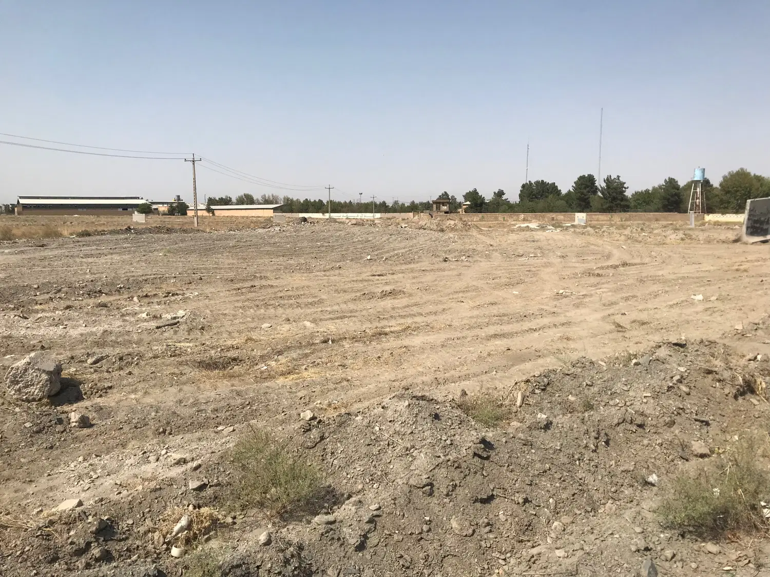 زمین حاشیه بلوار مهدیه ۶۰۰متر ۲بر