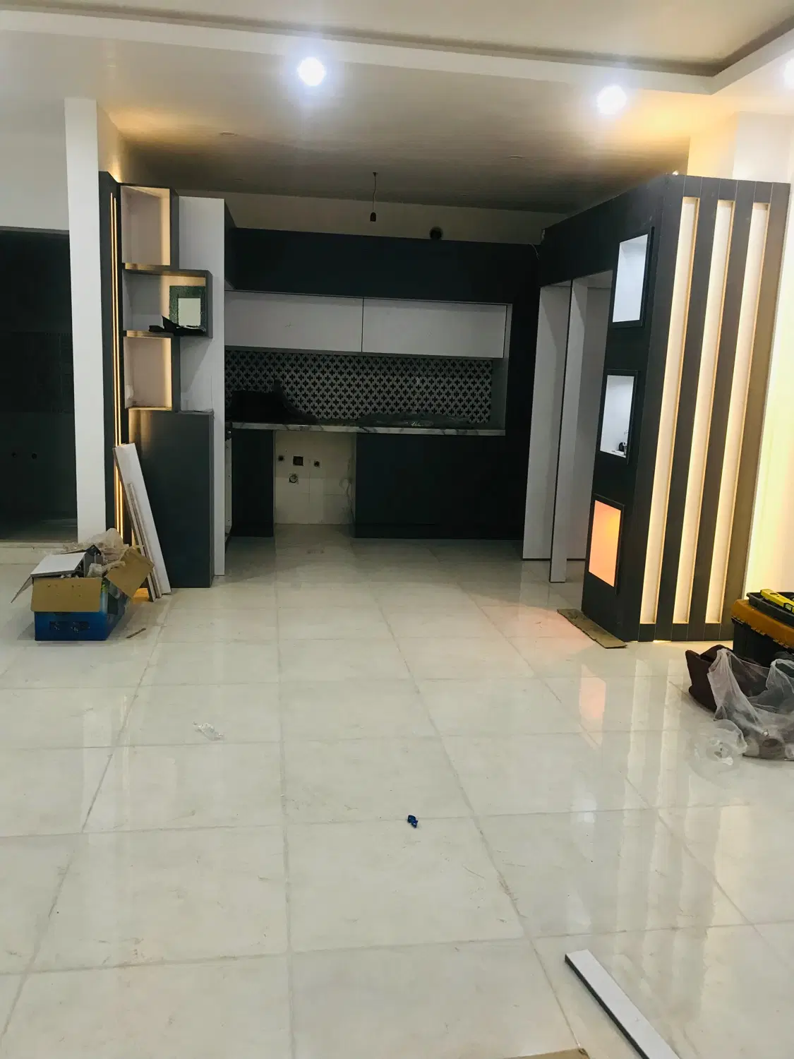 اپارتمان ۹۵متر خ بازرگانی