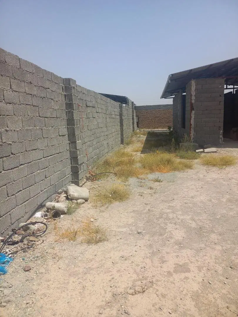 باغچه ۴۸۰ متری نیمه کاره زیر قیمت منطقه