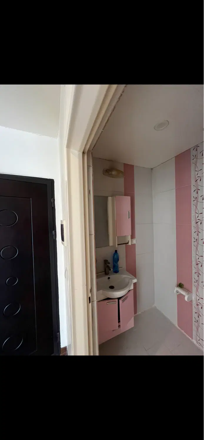 ۱۰۷ متر دو خواب شهرک اسمان میدان دریاچه چیتگر