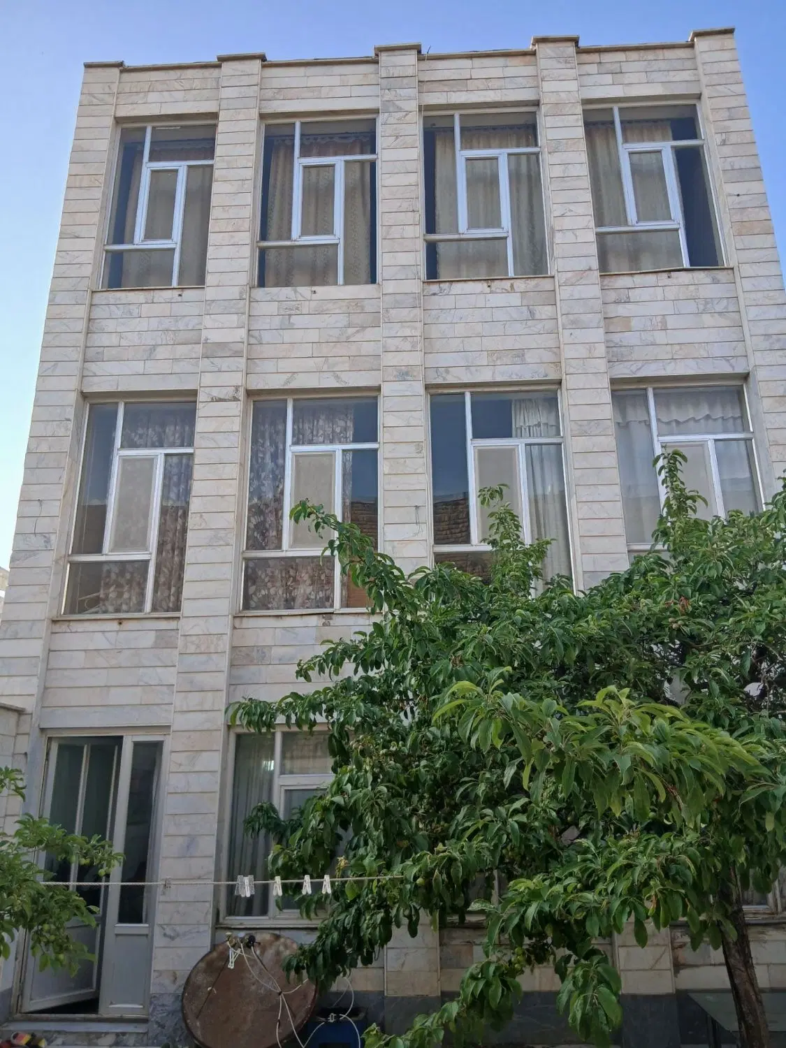 ملک ویلایی
