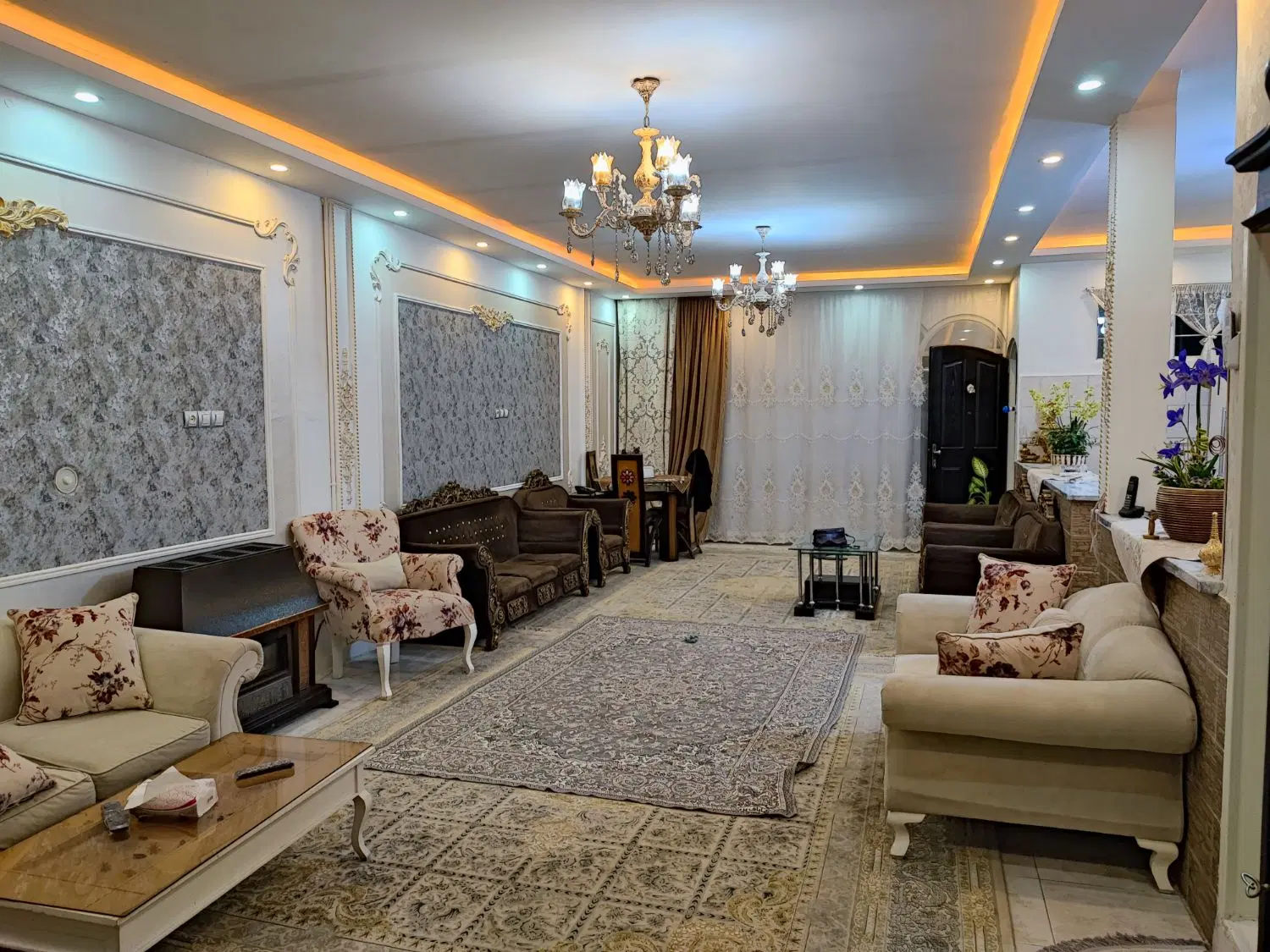 ۱۲۰ متری طبقه اول راه جدا