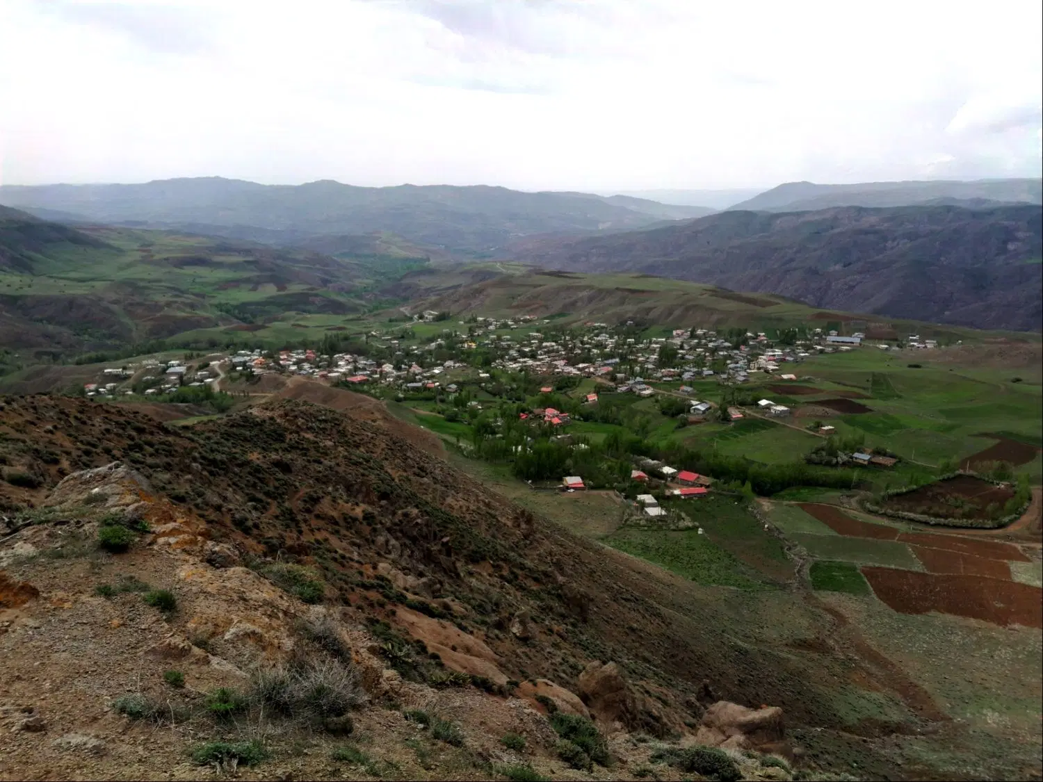 زمین مسکونی