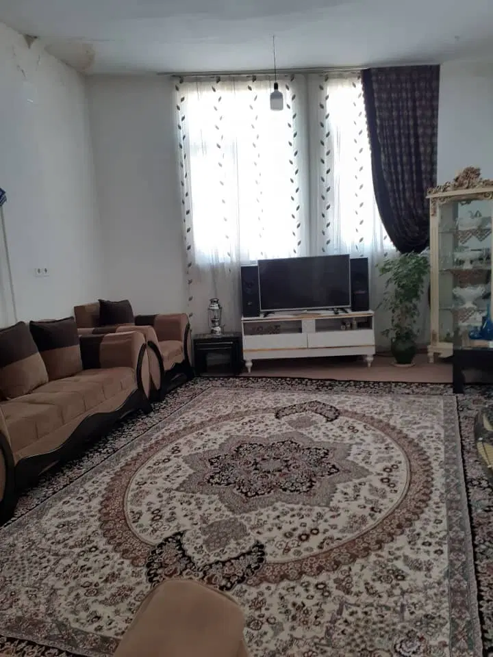 خانه و مغازه نوکان
