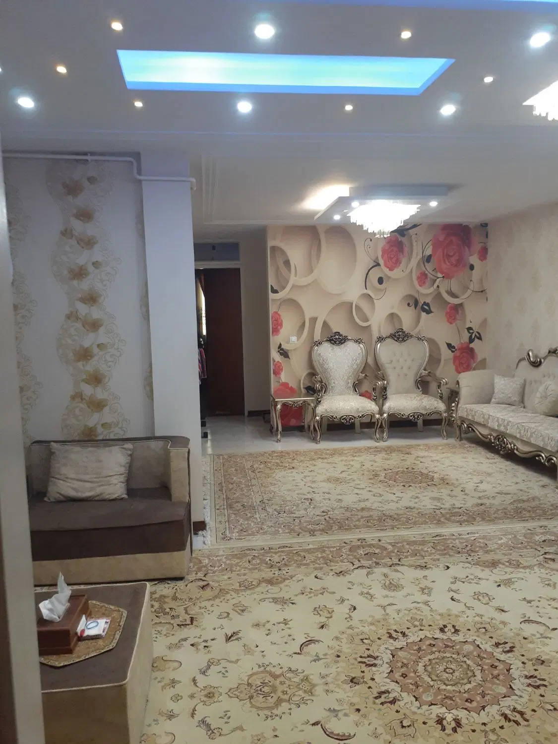 آپارتمان ۸۰متری کوچه مشکی
