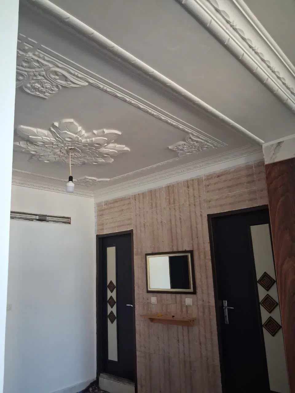 خانه ویلایی خلف اباد بازرنگ