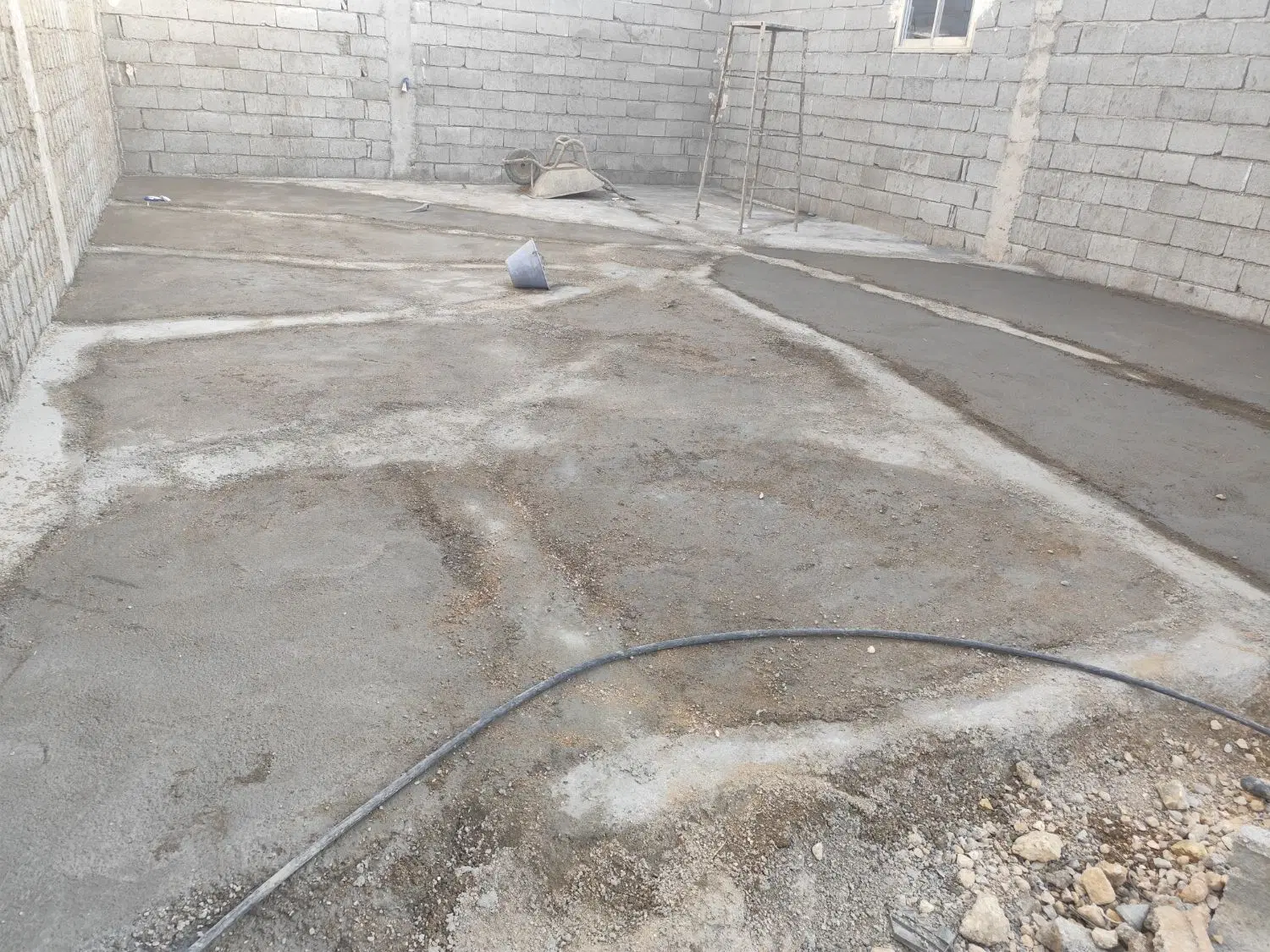 کارگاه انبار 70متری
