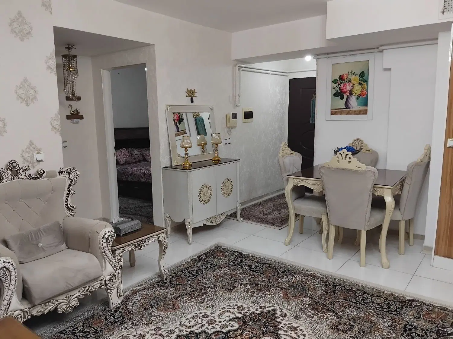 آپارتمان ۸۰متری دو خوابه