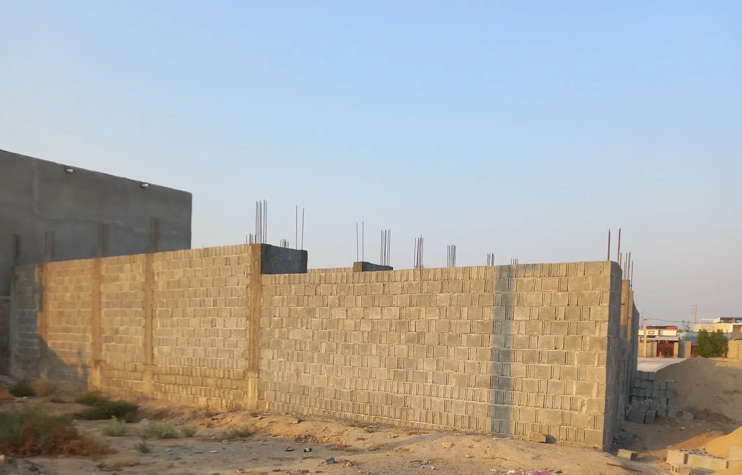 خانه نیمه کاره