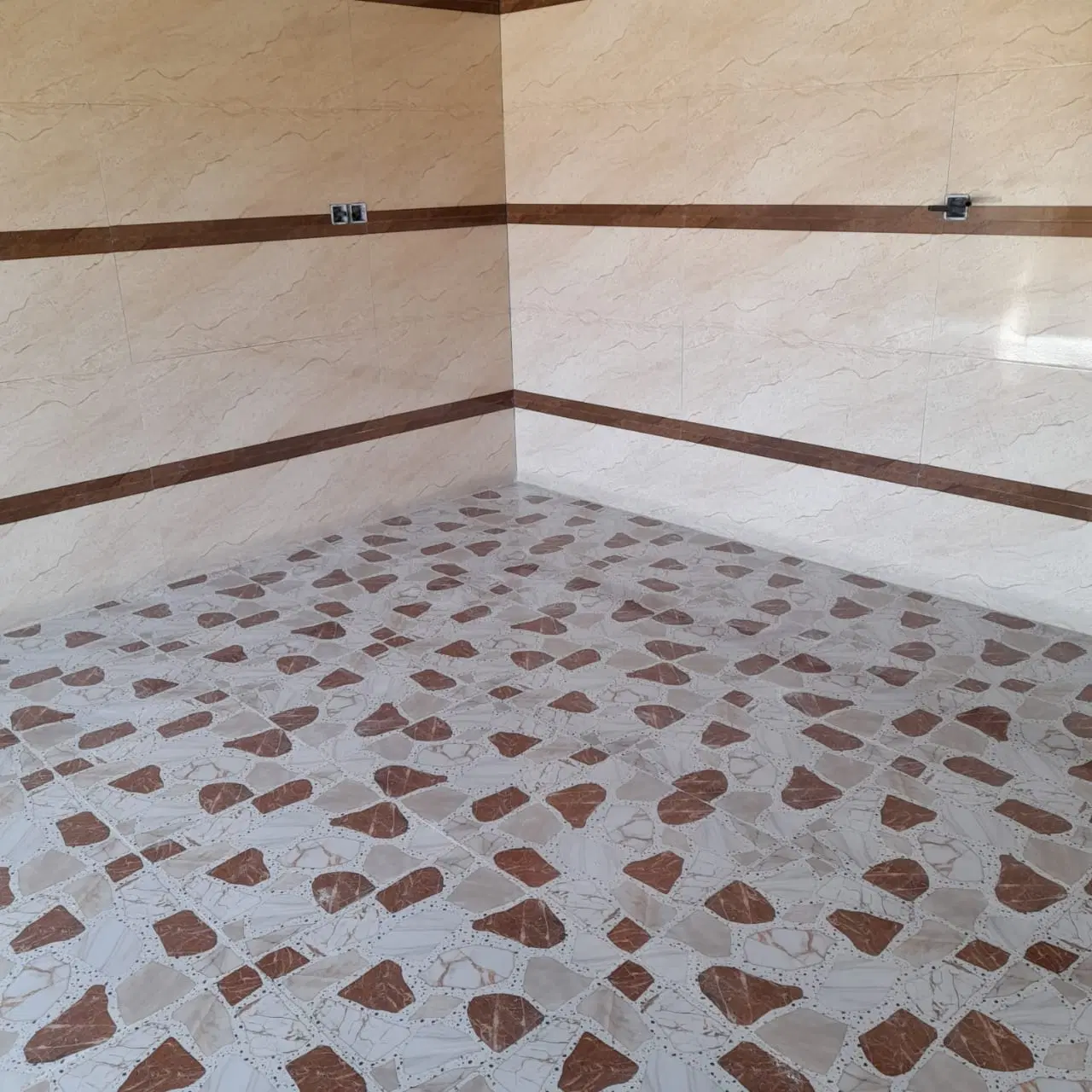اجاره یک سرویس منزل نوک آباد خیابان وحدت