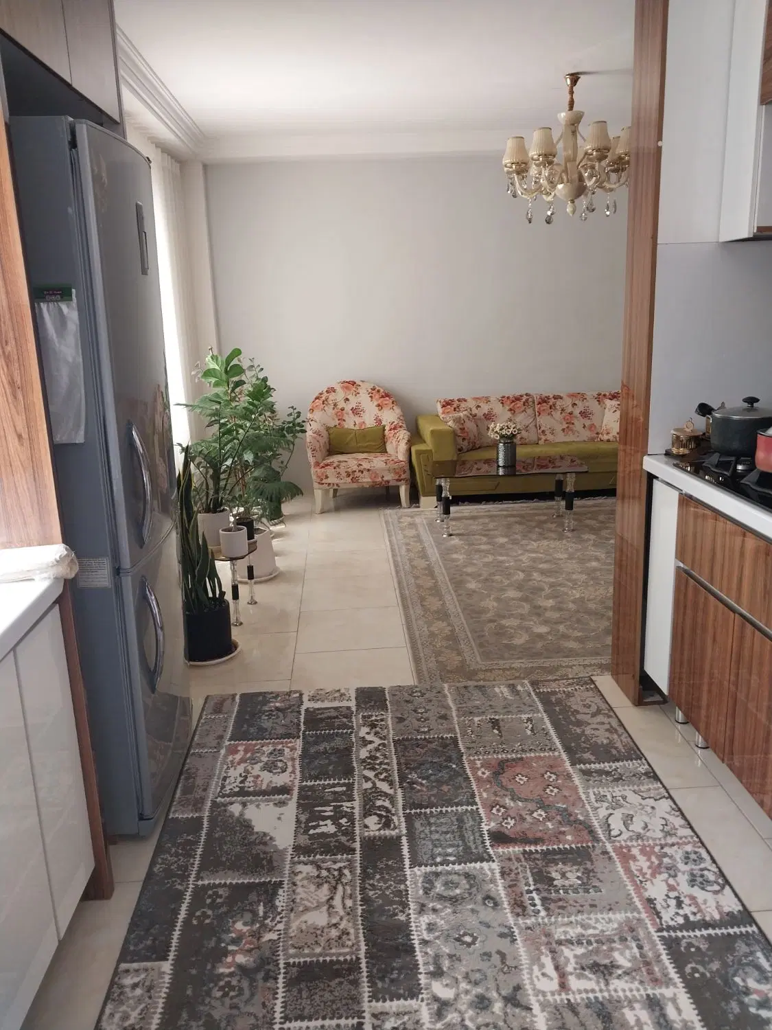 مینو بلوک باران ۸۵متری حیاط خلوت دار