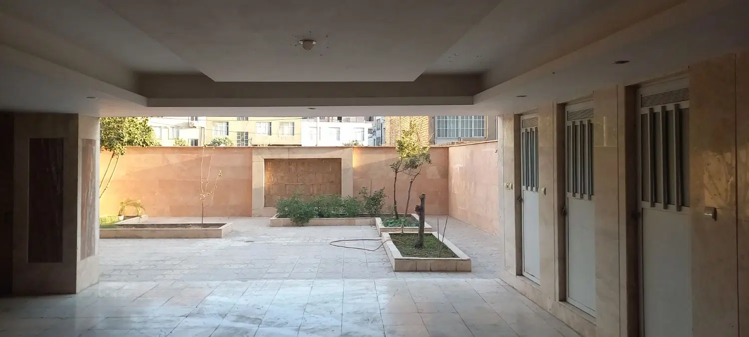 آپارتمان 100متری در گلشهر