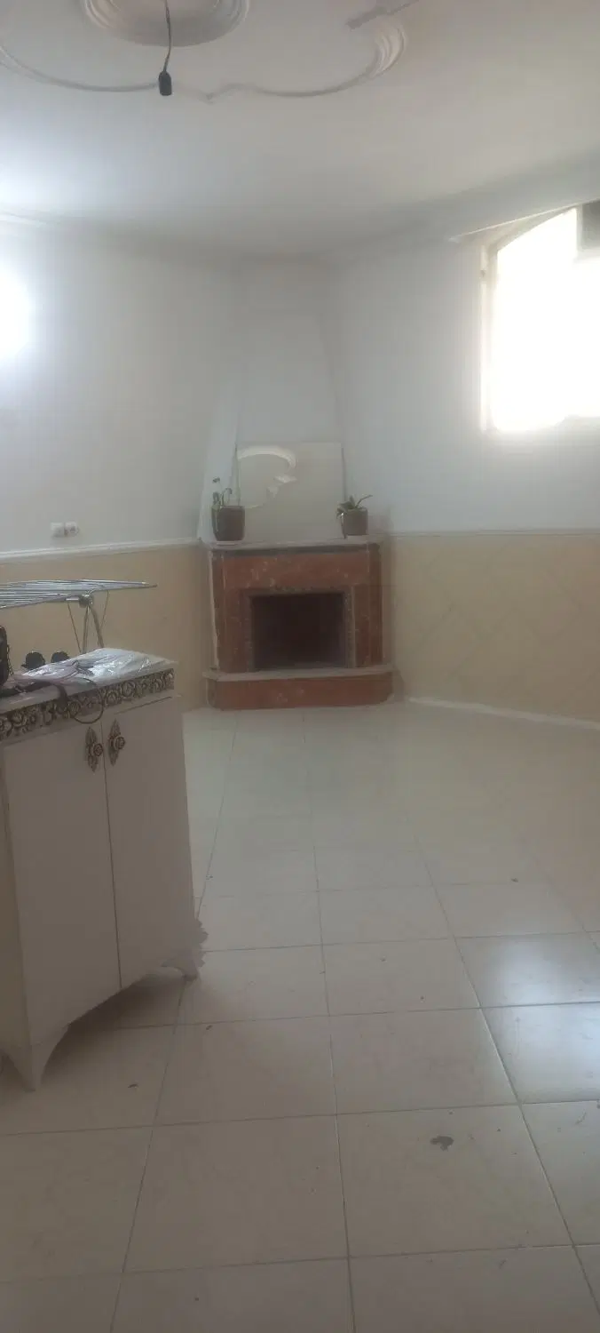 ۶۰متری روبه روبیمارستان