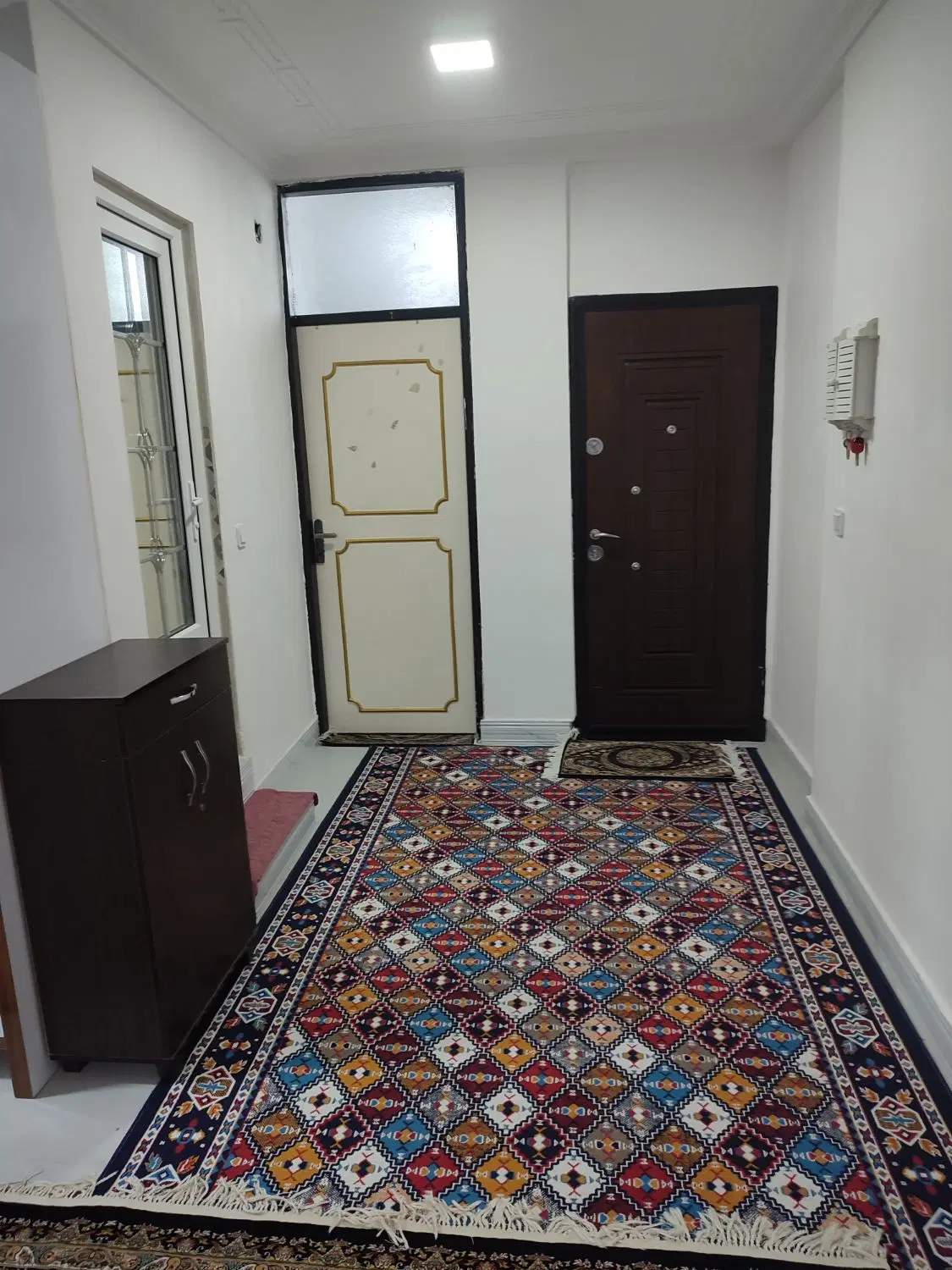 شهرک نبوت مجتمع 168واحدی طبقه یک از همکف