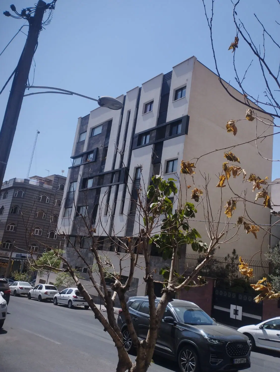 ۱۱۰متر ۳خواب فول یوسف آباد