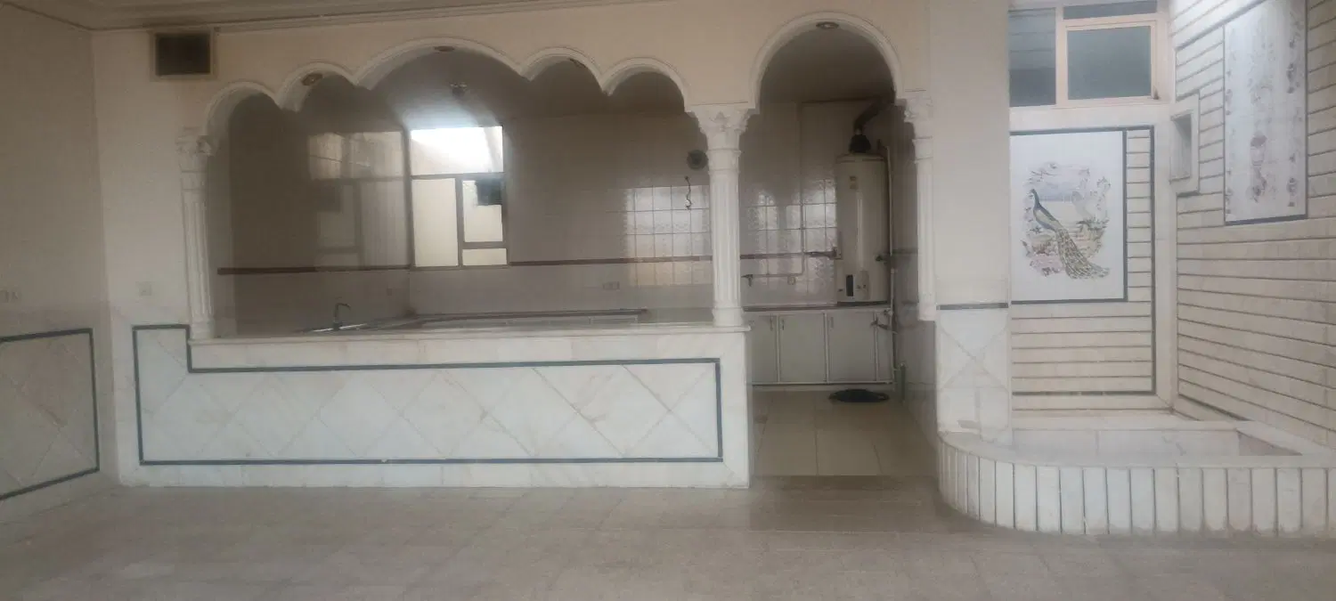 ح فردوسی شمالی روبروی ورزشگاه مجد