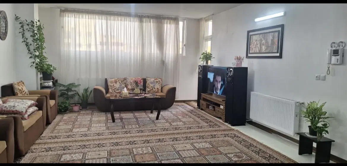 اپارتمان ۹۰ متری شهرک سیمرغ فاز۱