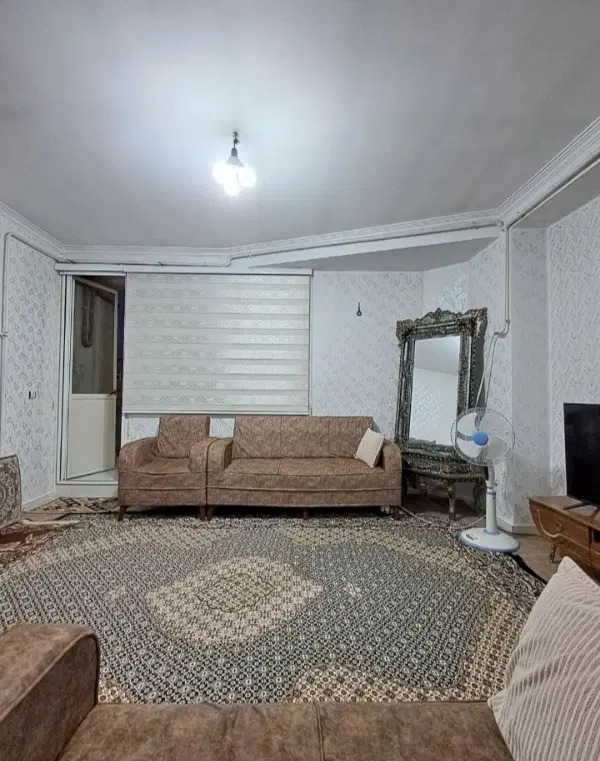 آپارتمان۶۰متری شهرک اندیشه(حسین زاده) شقایق