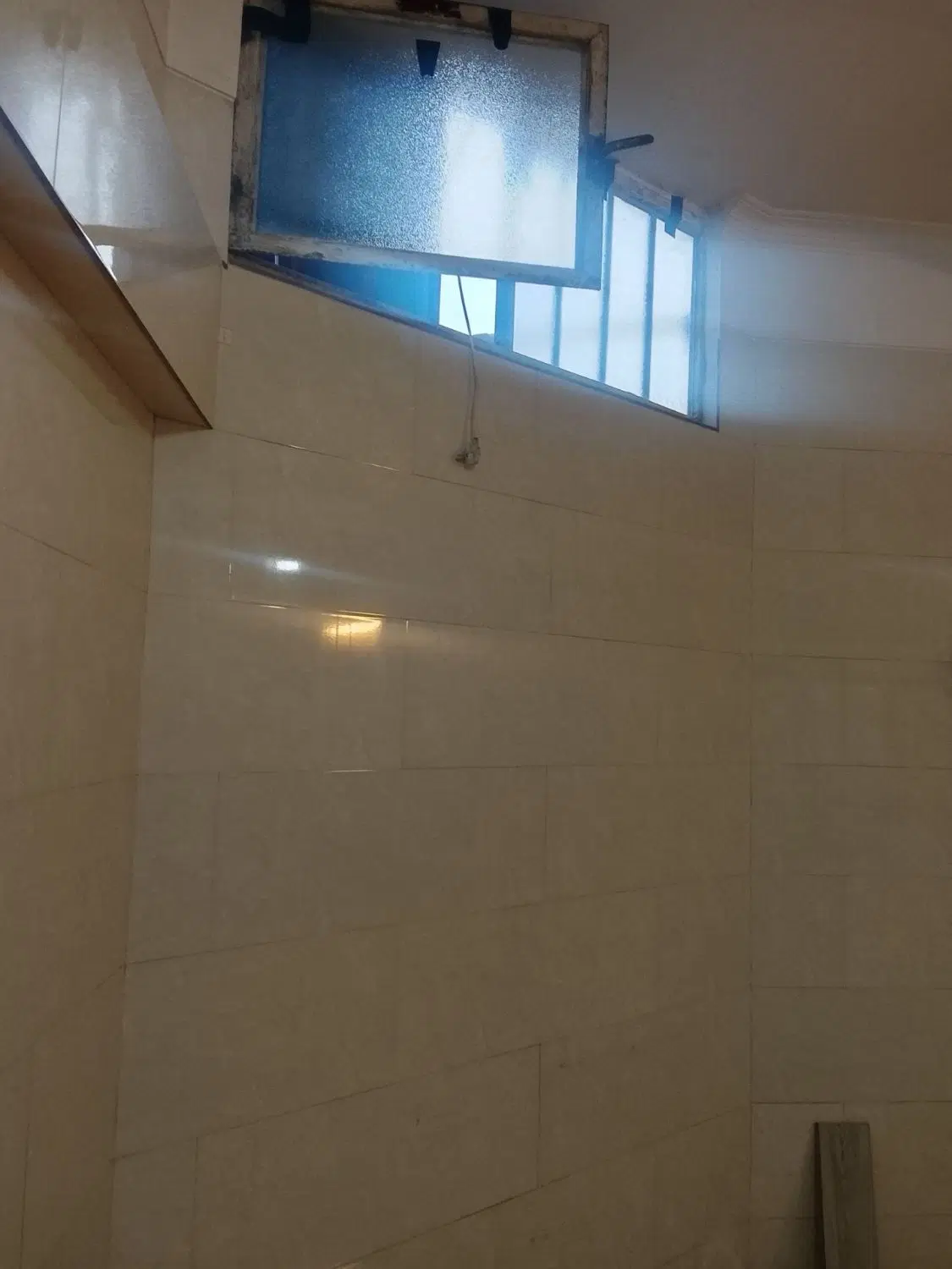 یک باب مغازه با متراژ ۲۵ متر