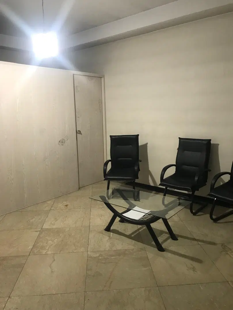 ۱۳۰متر اداری فول امکانات