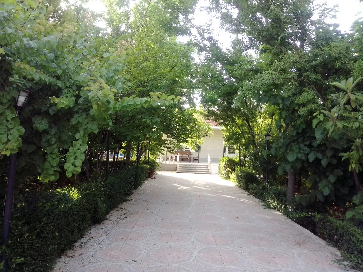 ویلا مسکونی (هایپر استار شیراز)