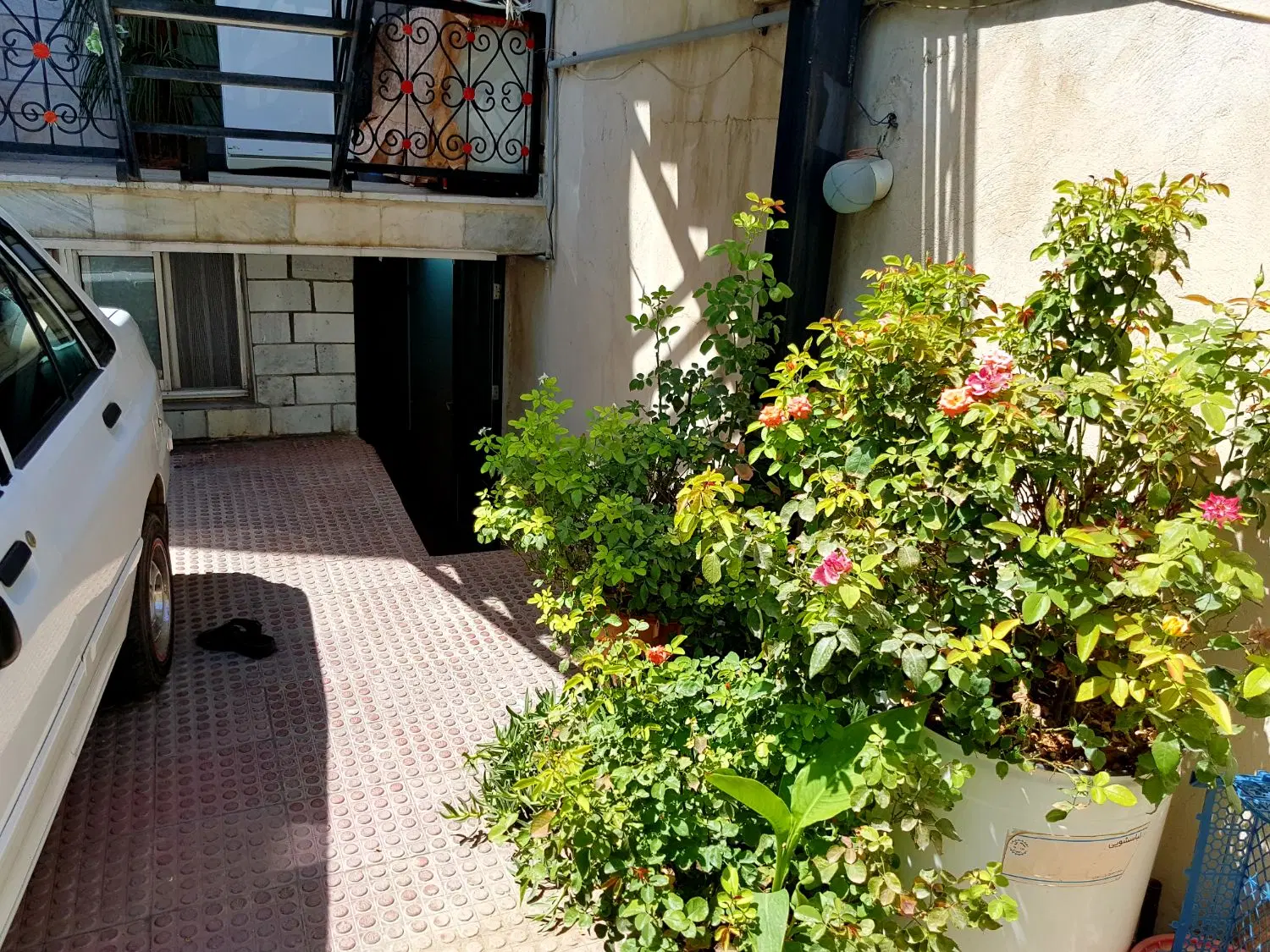 واحد۴۰ متری مهرشهر خیابان سو م