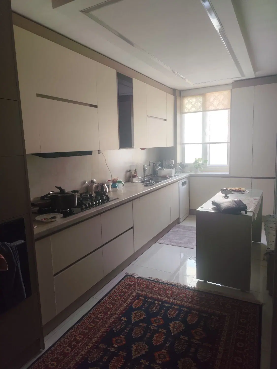 یک واحد آپارتمان هفت‌تیر