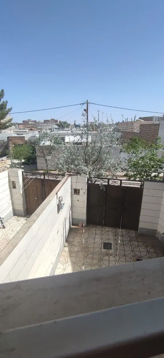 فروش منزل دوطبقه قنبراباد خیابان امام حسین ۷