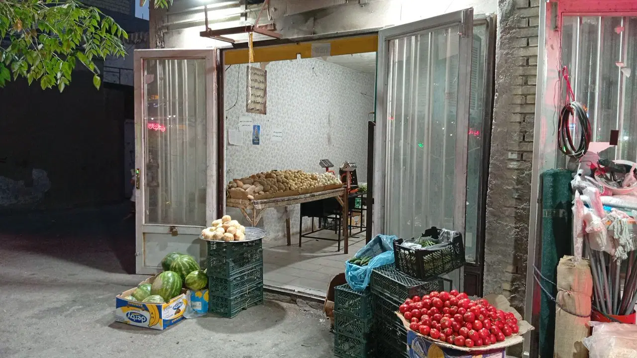 مغازه اجاره‌ای میرزاآقاخان شمالی