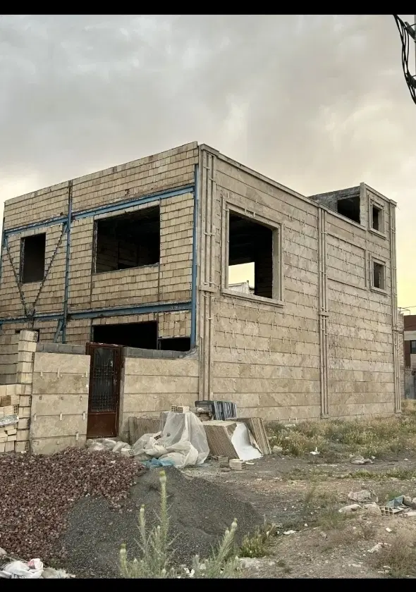 سفتکاری (سفکاری)ویلایی گلبهار فروش دوطبقه باهم