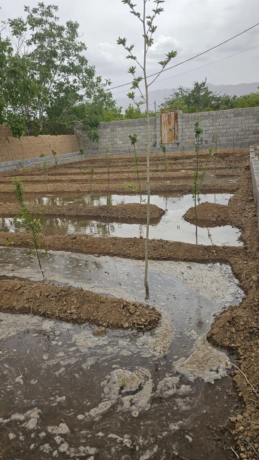 ۴۰۰متر زمین مناسب ساخت خانه باغ