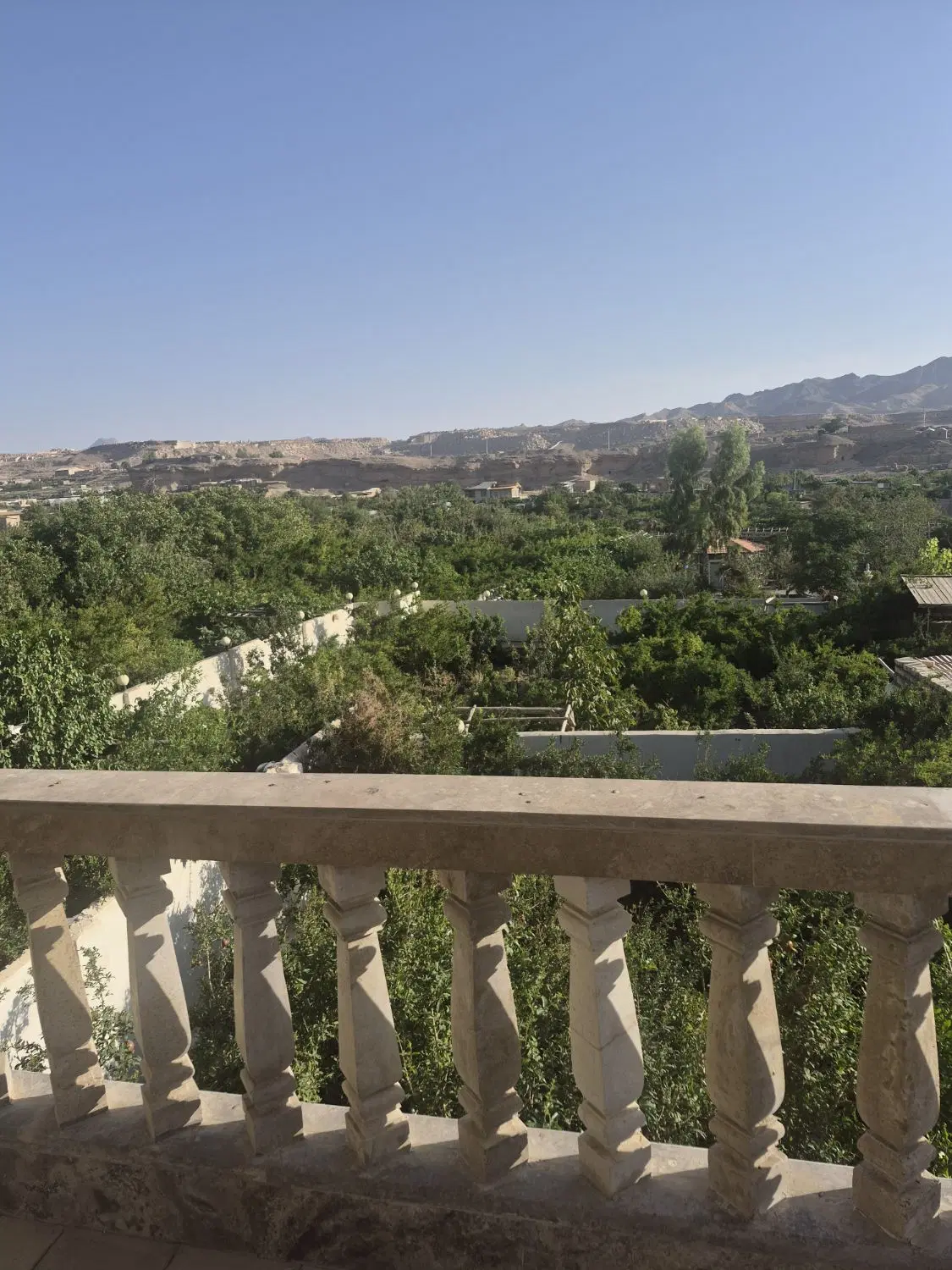 خانه باغ دو طبقه استخر دار