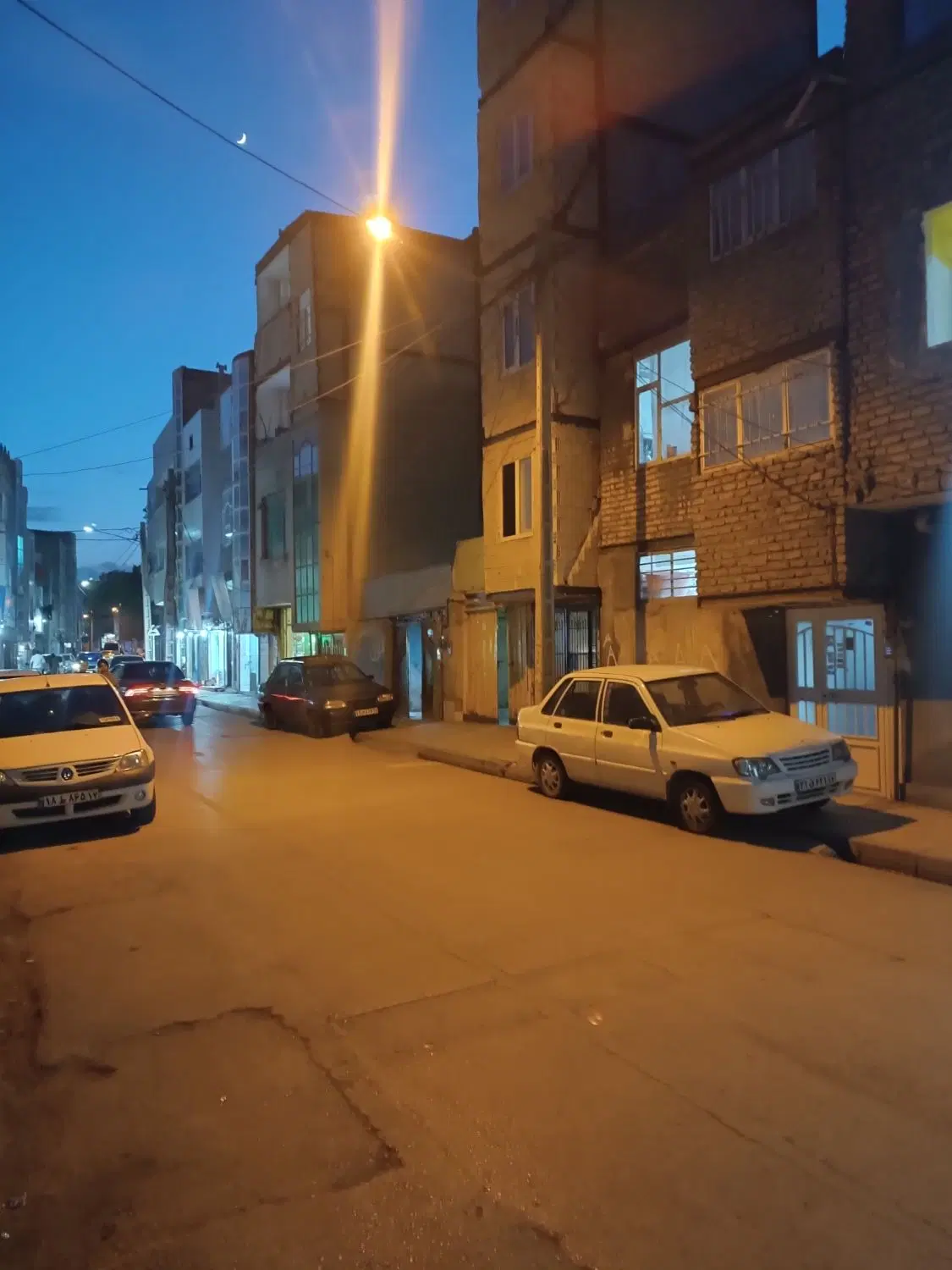 مغازه 24متر،،شهرک حجت ،،فتحی