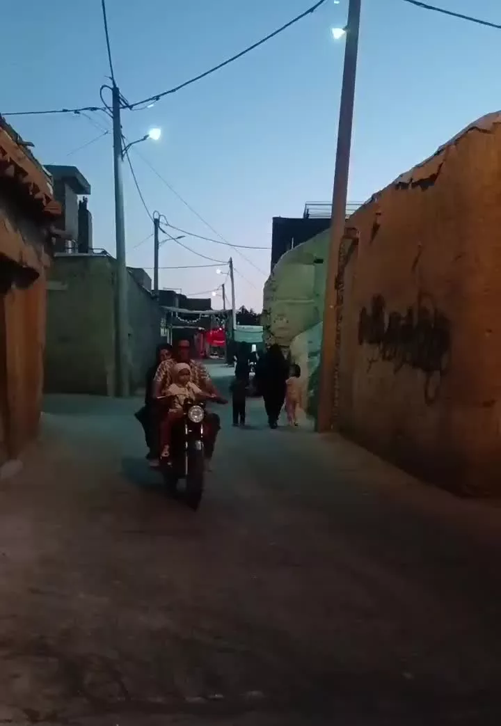 مغازه سرامیک شده