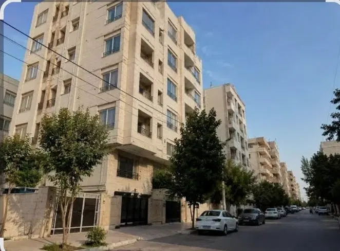 آپارتمان 110 متری دو خواب
