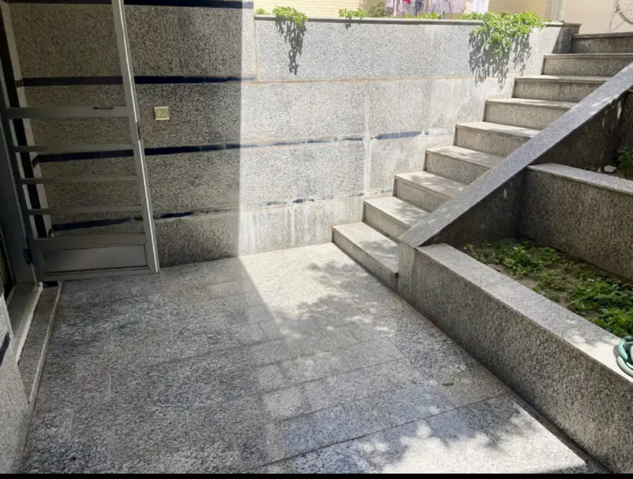 نیم طبقه دوخواب شیک  ( اگهی را بخونیدبعد پیام بده)