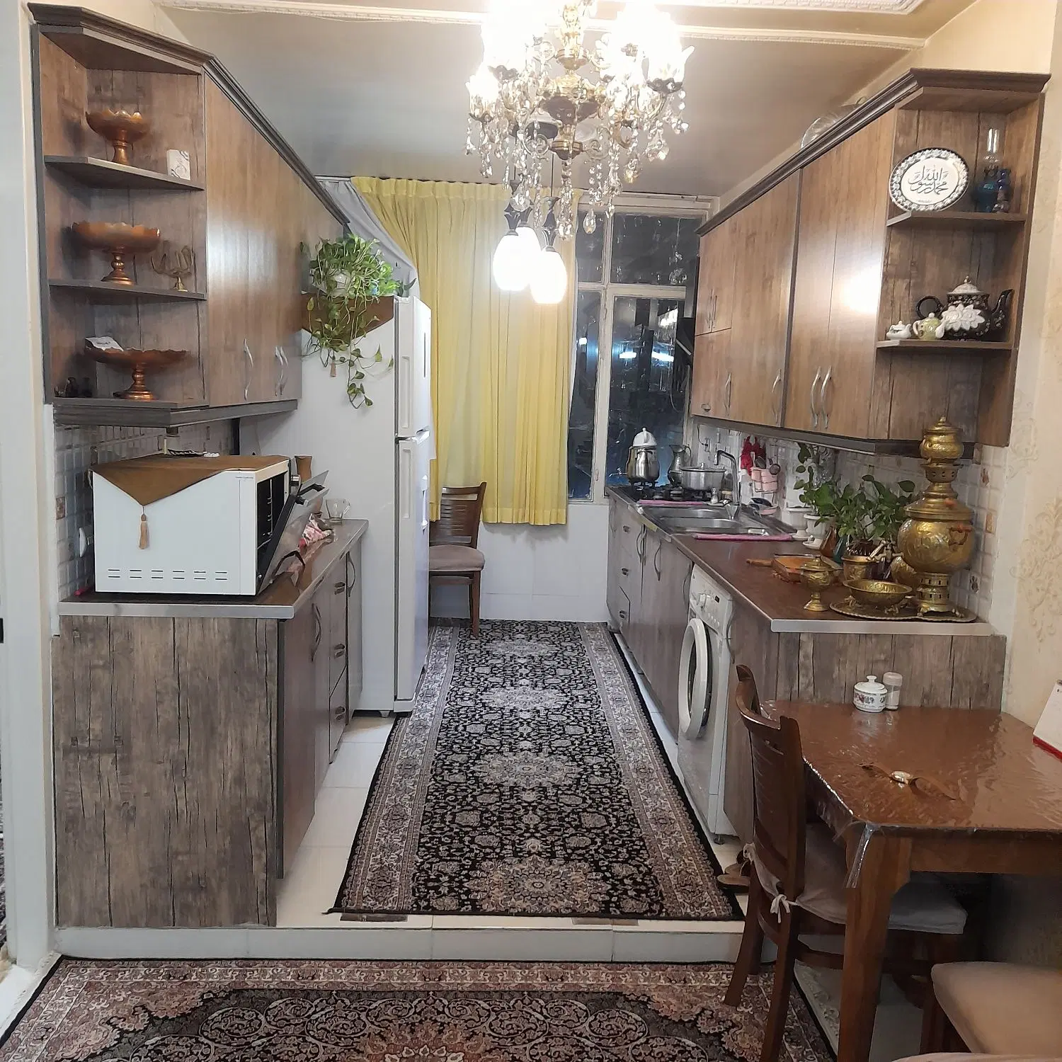 ۶۰متر افسریه شمالی حیاط در اختیار تکواحدی