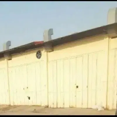 مغازه ی شصت متری ازکف تا سقف سرامیک در شهرک قاضی