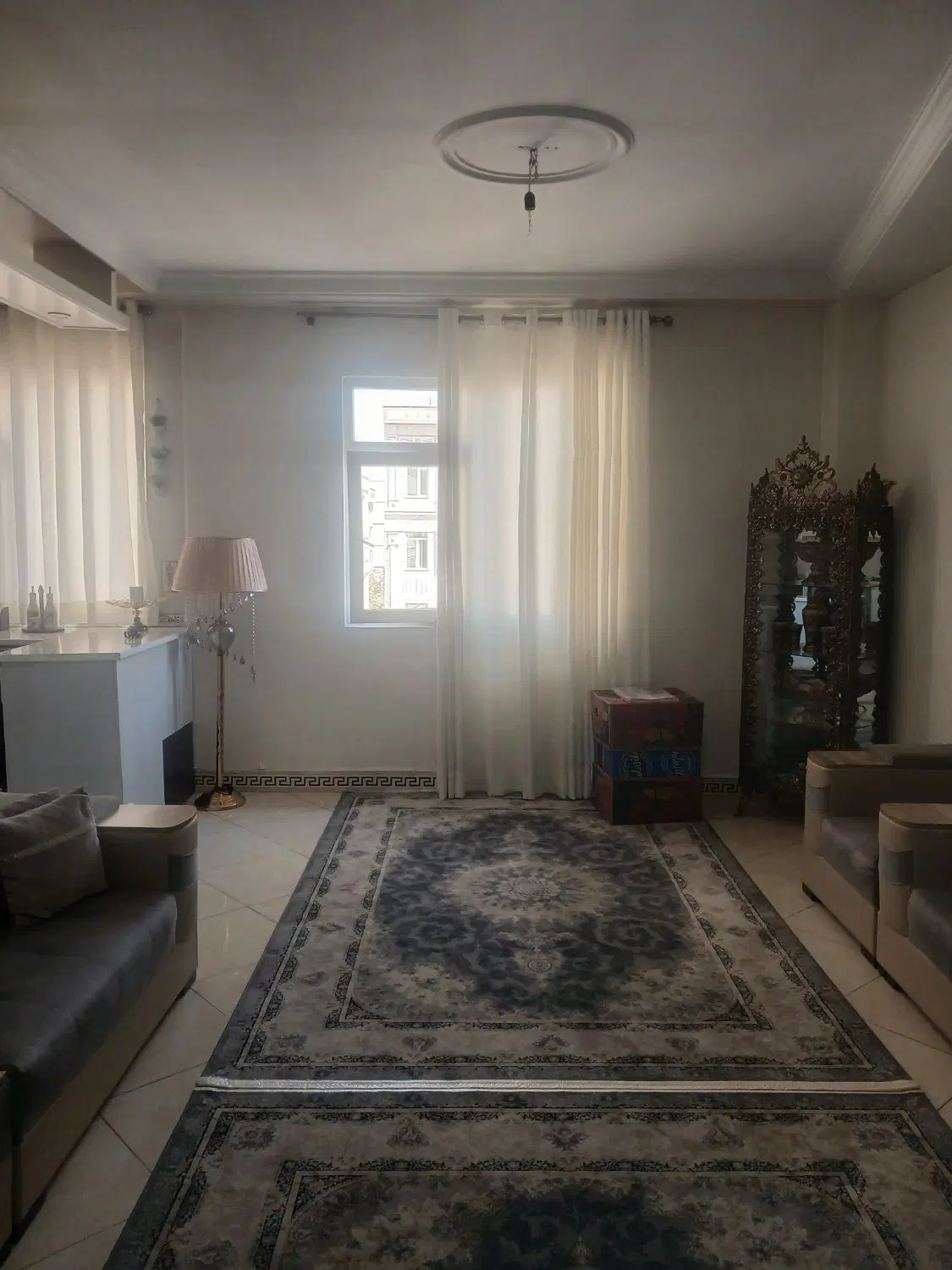 اپارتمان ۶۳متری اقا بابایی