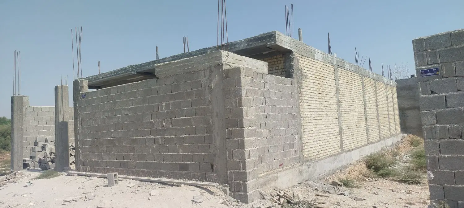 منزل نیمه کاره مال قاعد