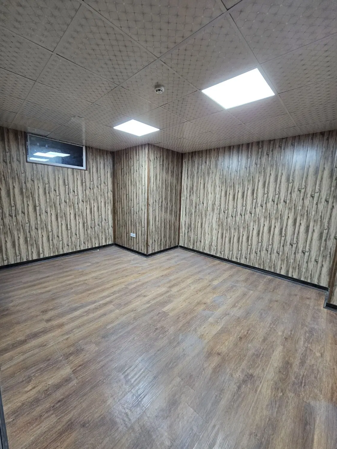 اجاره دفترکار فرامرز عباسی