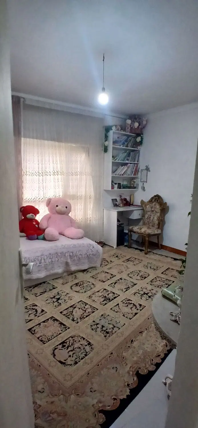 برج اژند مهرگان طبقه اول