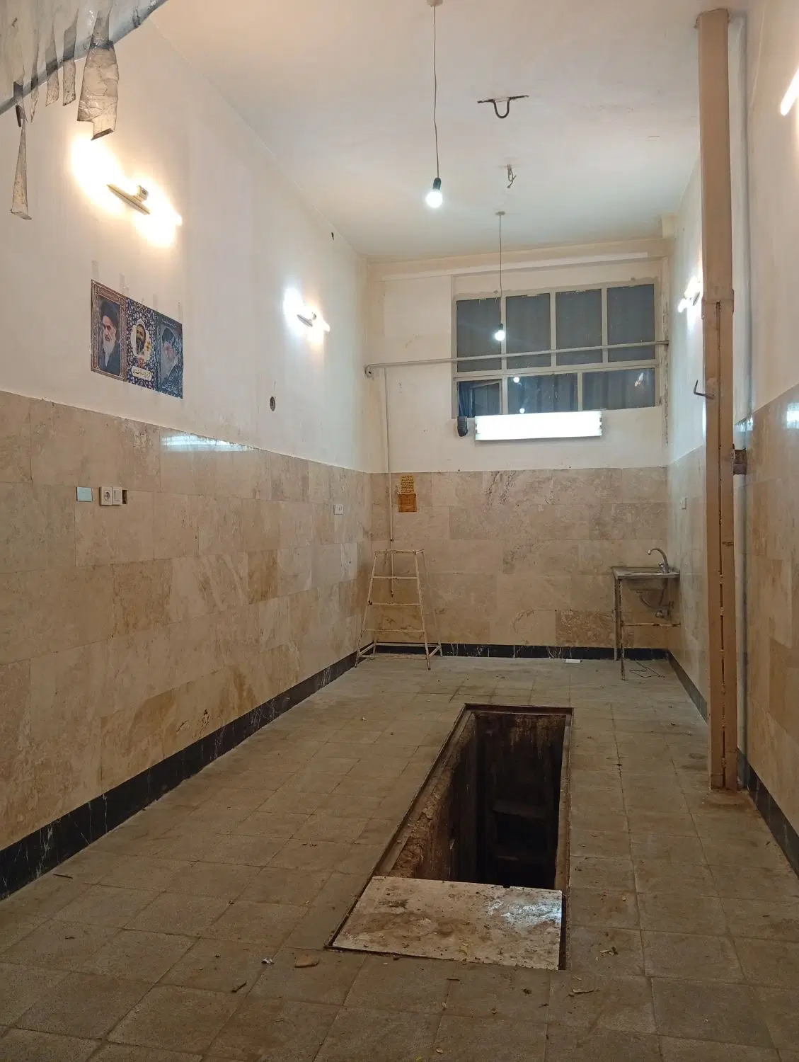 مغازه تجارتی