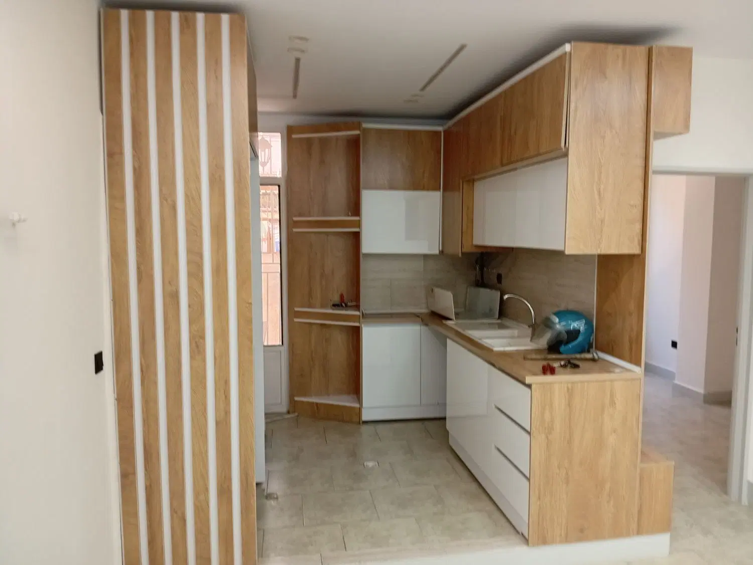 ۵۰ متری طبقه اول با پارکینگ اختصاصی