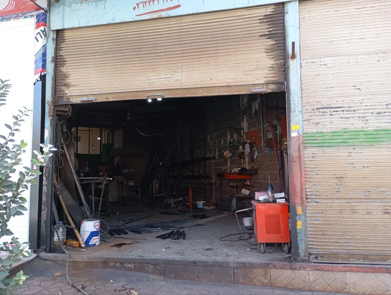 مغازه کردان ۷۵ متر دو دهنه