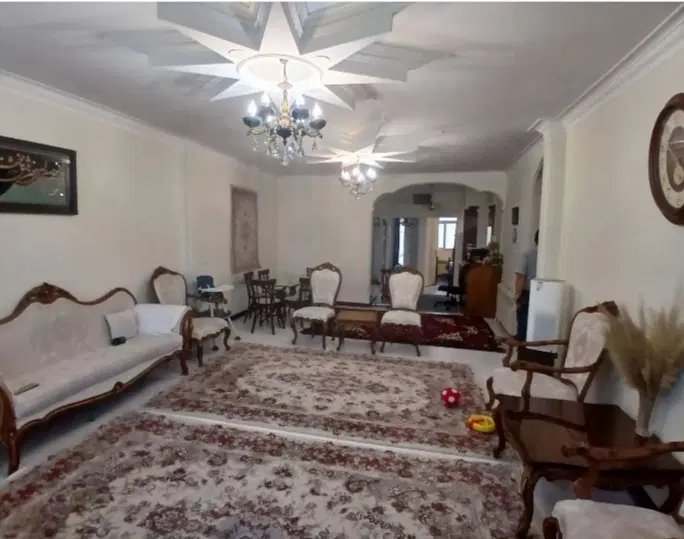 ۹۲ متر ، خیابان مهابادی پور ، دوخواب ،