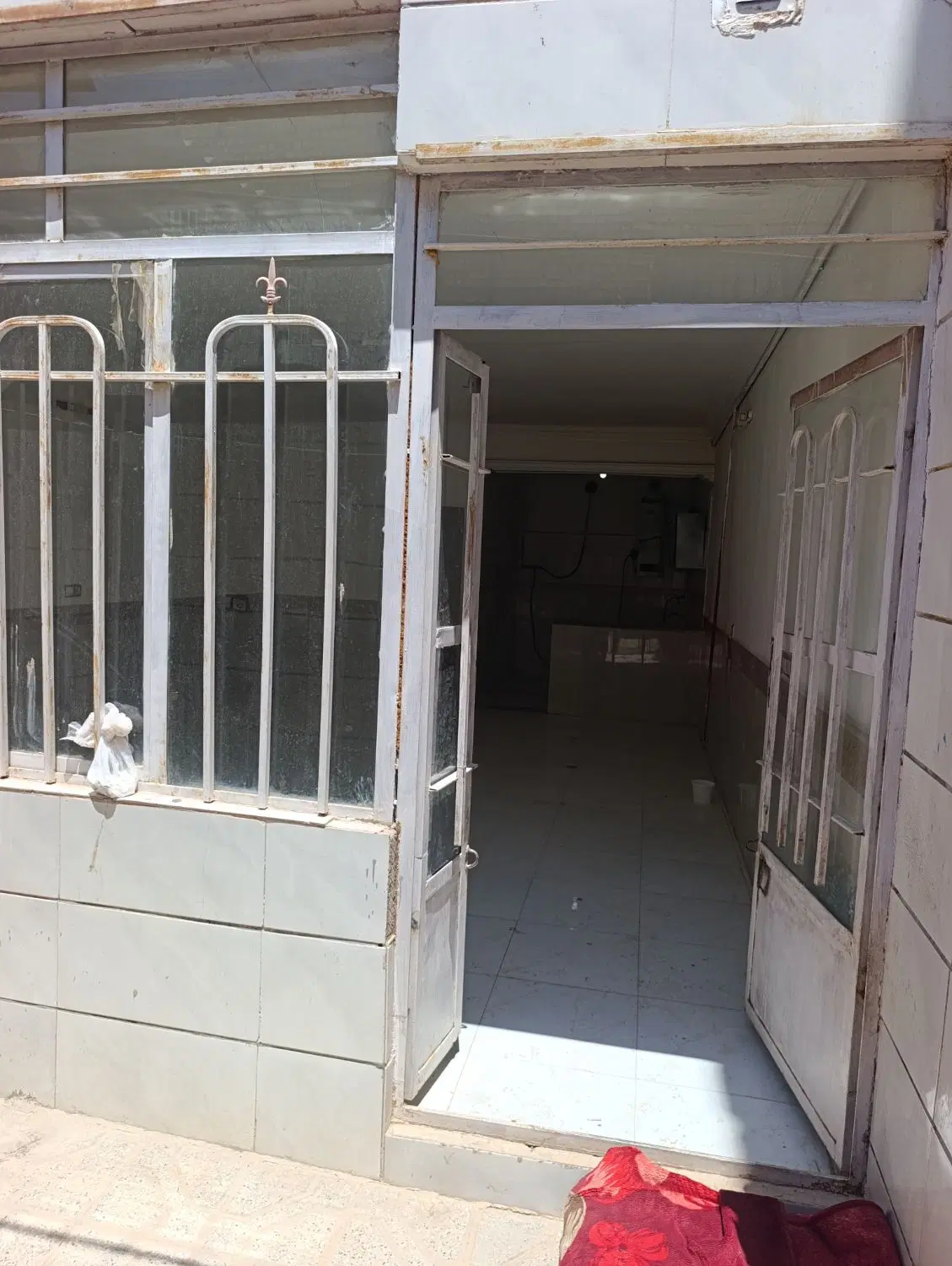 خانه ۶۵ متری