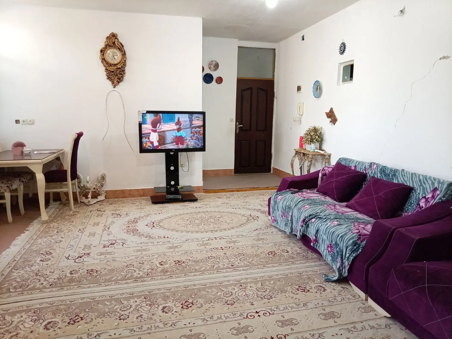 منزل طبقه اول راه جدا